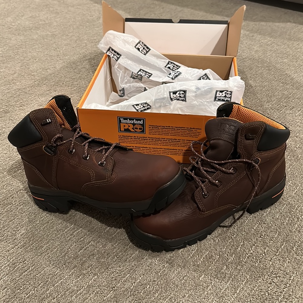Men’s Timberland Pro Helix 6” WP Alloy Safety Toe - Size: 12W